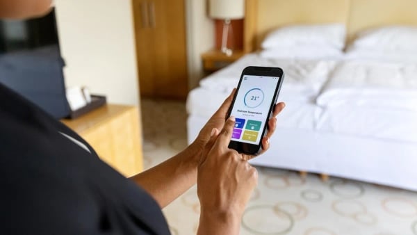11 Ways to Turn Your Smart Home Into a Holiday Haven for Guests