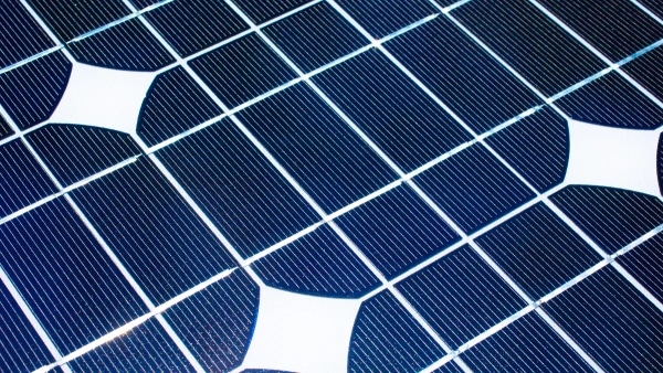 When Will Your Solar Panels Start Saving You Money? Here’s How to Calculate It